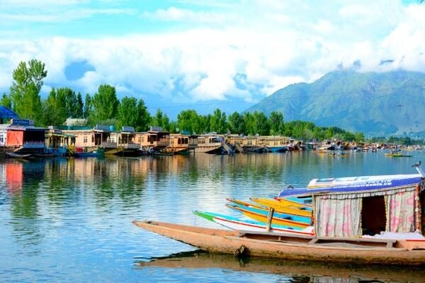 Royal Houseboat & Heritage – 3N/4D