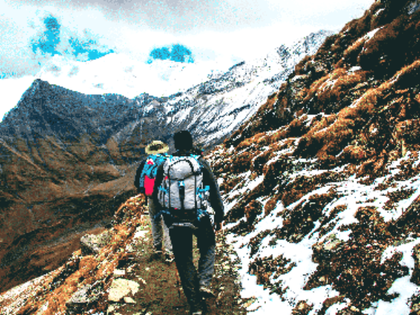 Trekking & Glacier Tour – 6N/7D